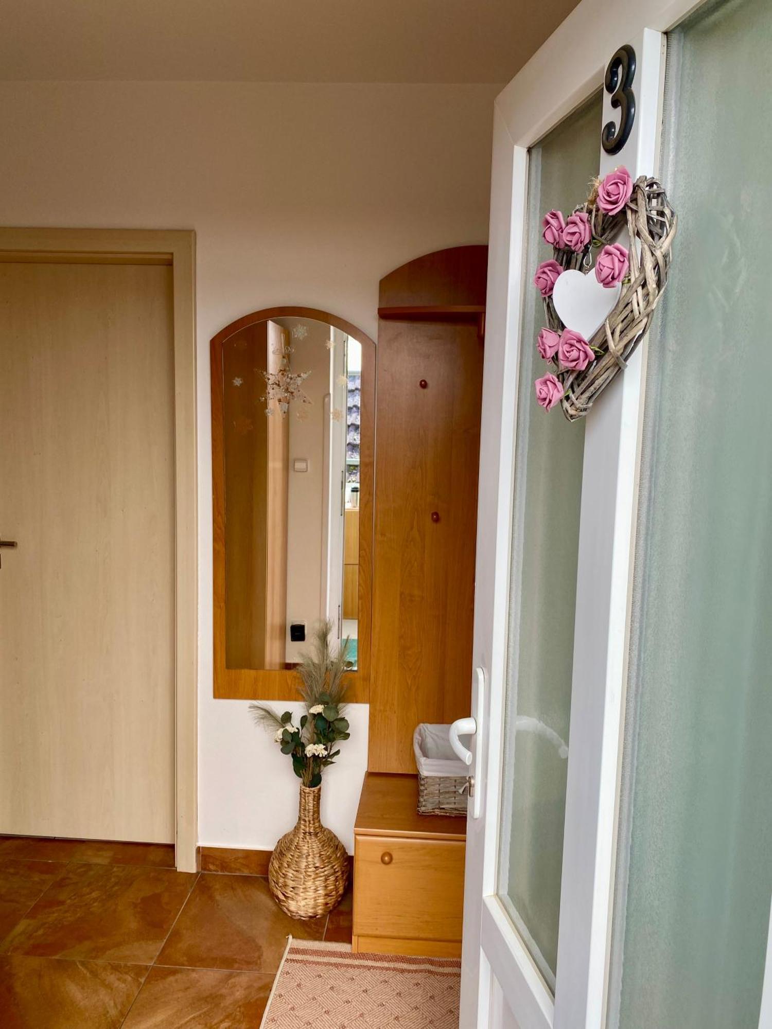 Palava Apartment *
